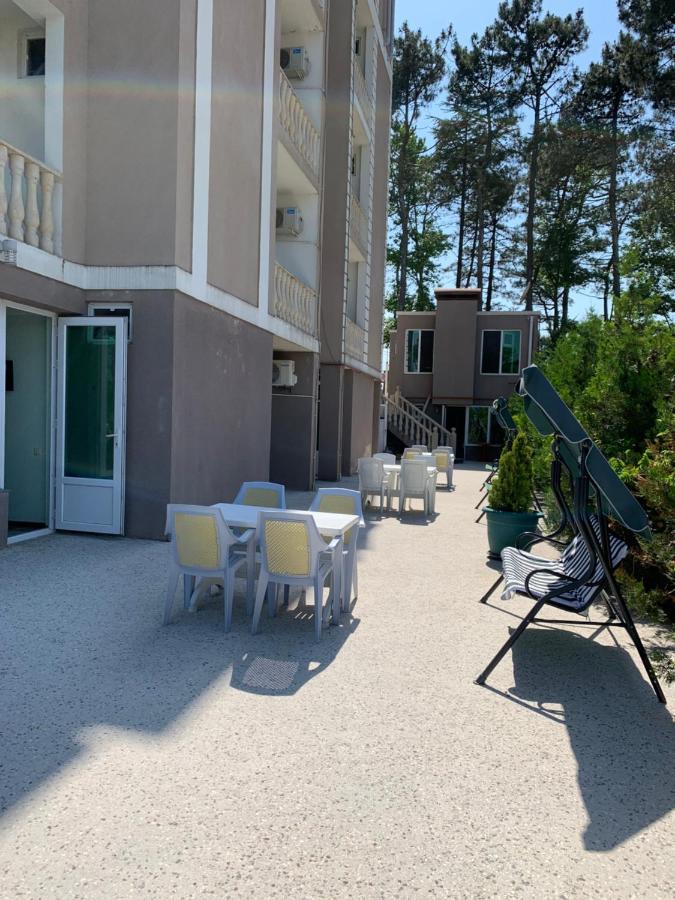 Gala Hotel يوريكي المظهر الخارجي الصورة