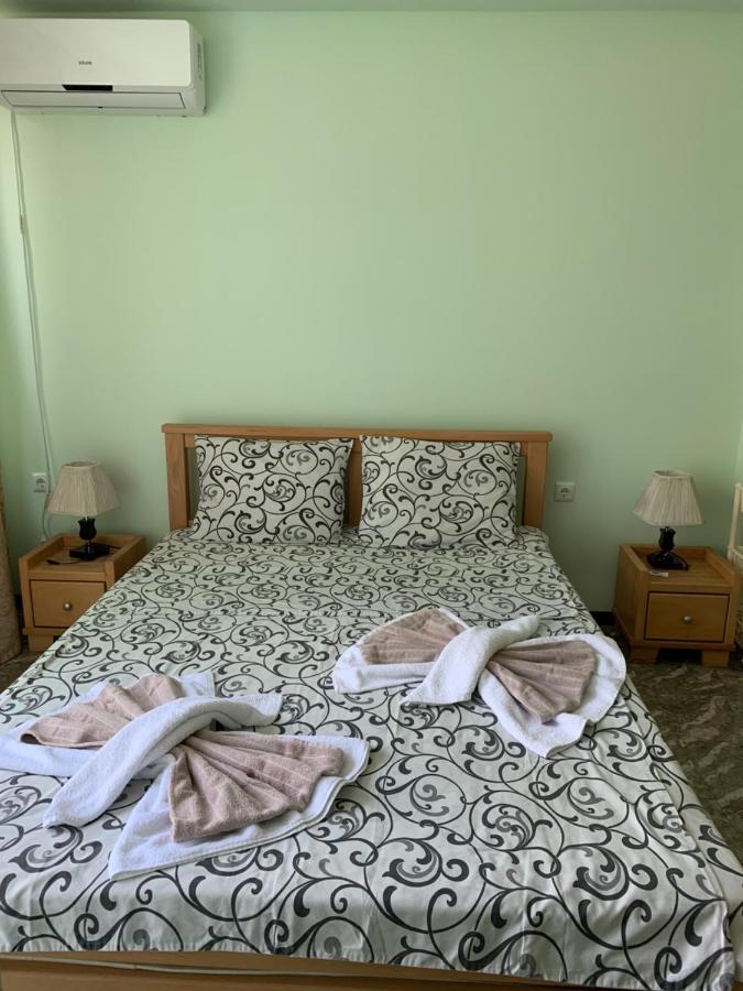 Gala Hotel يوريكي المظهر الخارجي الصورة