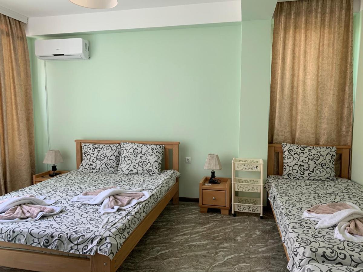 Gala Hotel يوريكي المظهر الخارجي الصورة