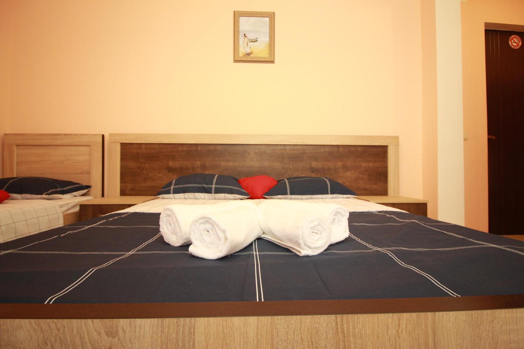 Gala Hotel يوريكي المظهر الخارجي الصورة
