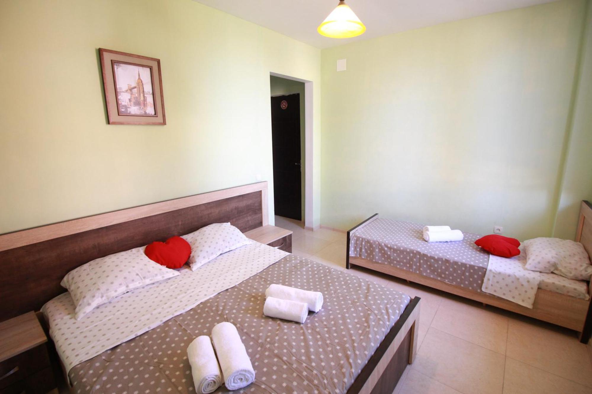 Gala Hotel يوريكي المظهر الخارجي الصورة
