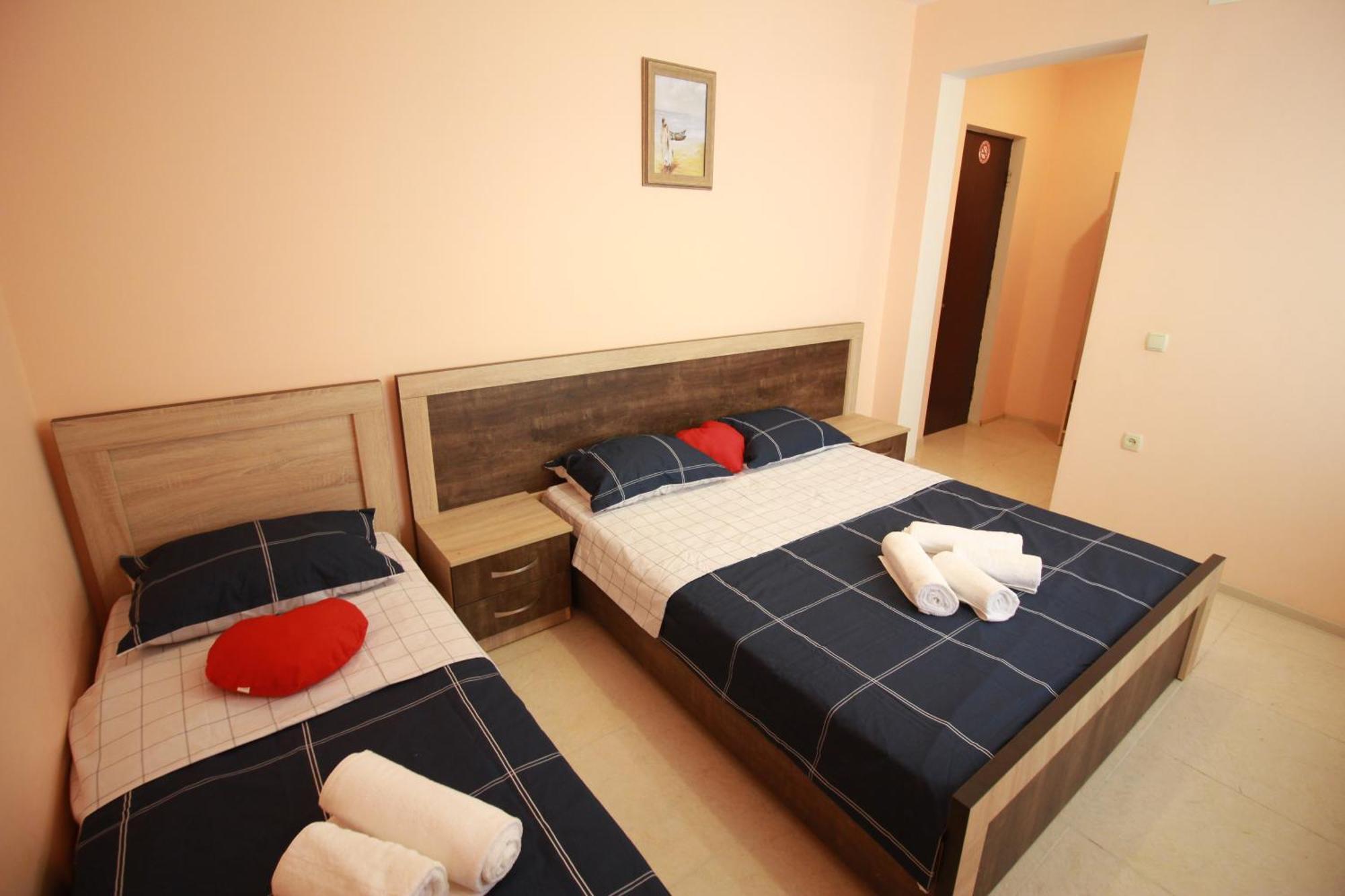Gala Hotel يوريكي المظهر الخارجي الصورة