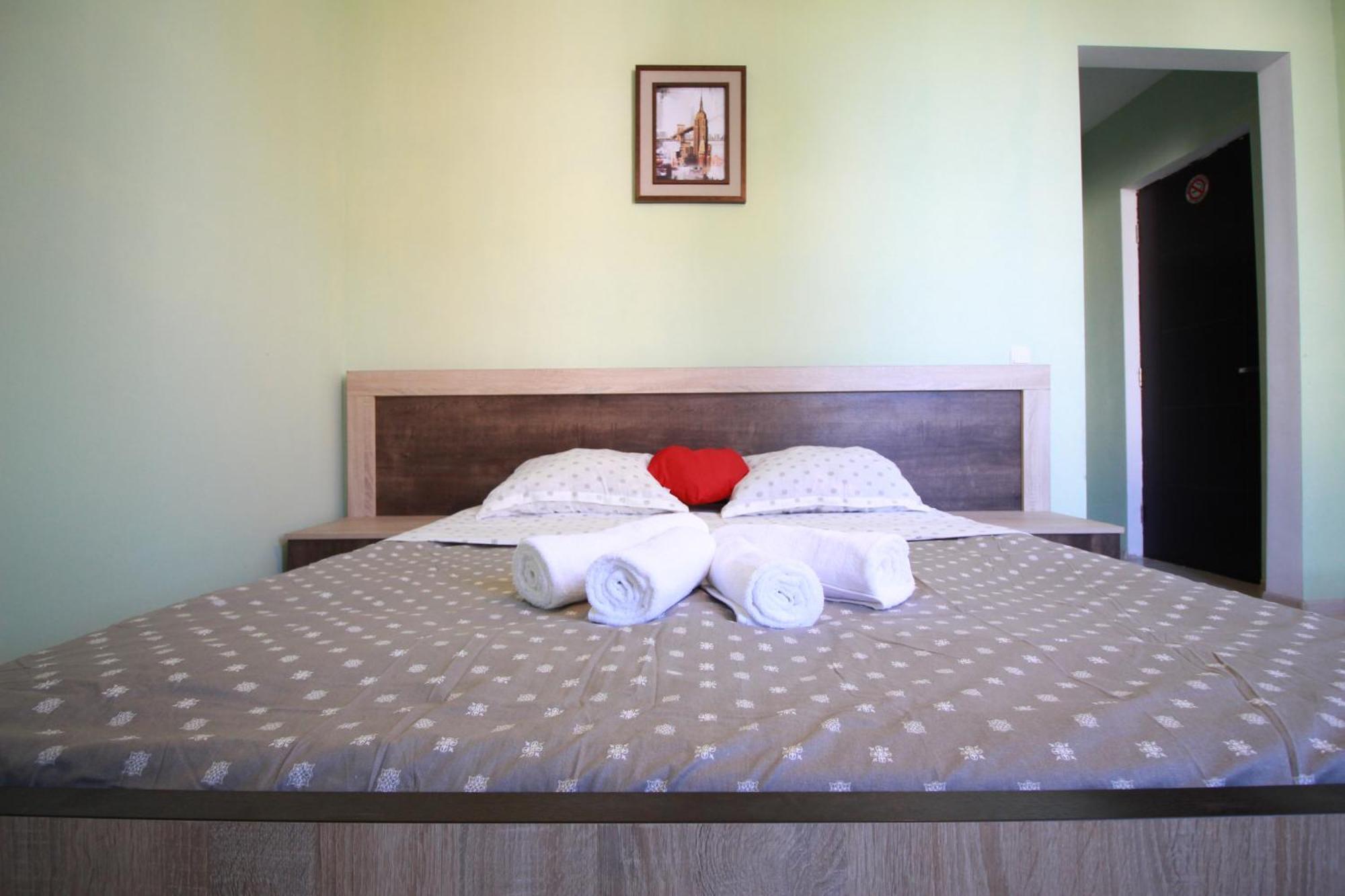 Gala Hotel يوريكي المظهر الخارجي الصورة