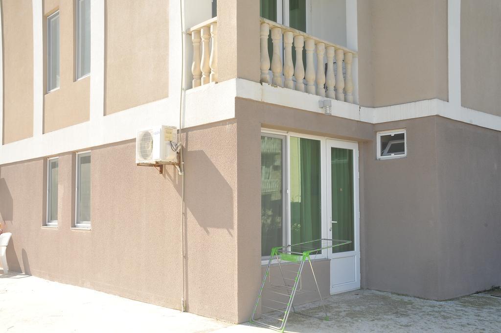 Gala Hotel يوريكي المظهر الخارجي الصورة