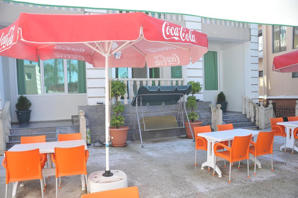 Gala Hotel يوريكي المظهر الخارجي الصورة