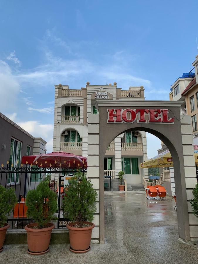 Gala Hotel يوريكي المظهر الخارجي الصورة